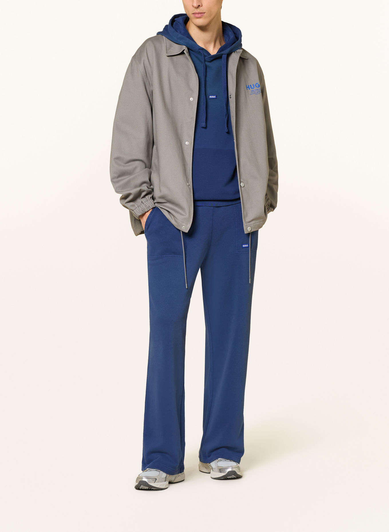 HUGO Sweat à capuche NEMINHOOD: BLEU FONCÉ