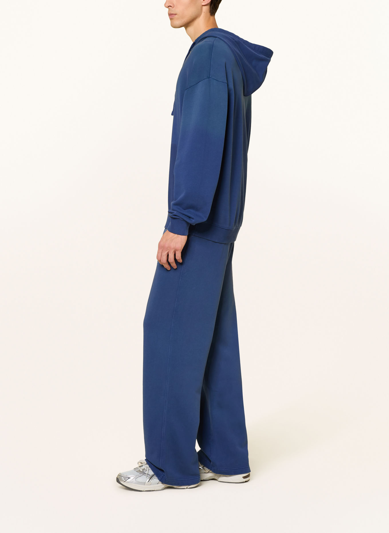HUGO Sweat à capuche NEMINHOOD: BLEU FONCÉ