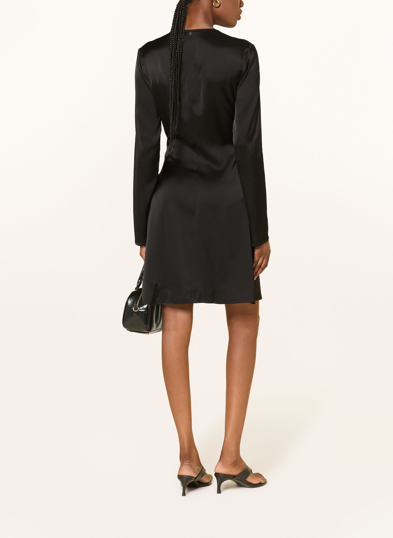 ottod'ame Wrap-kjole i satin: SORT