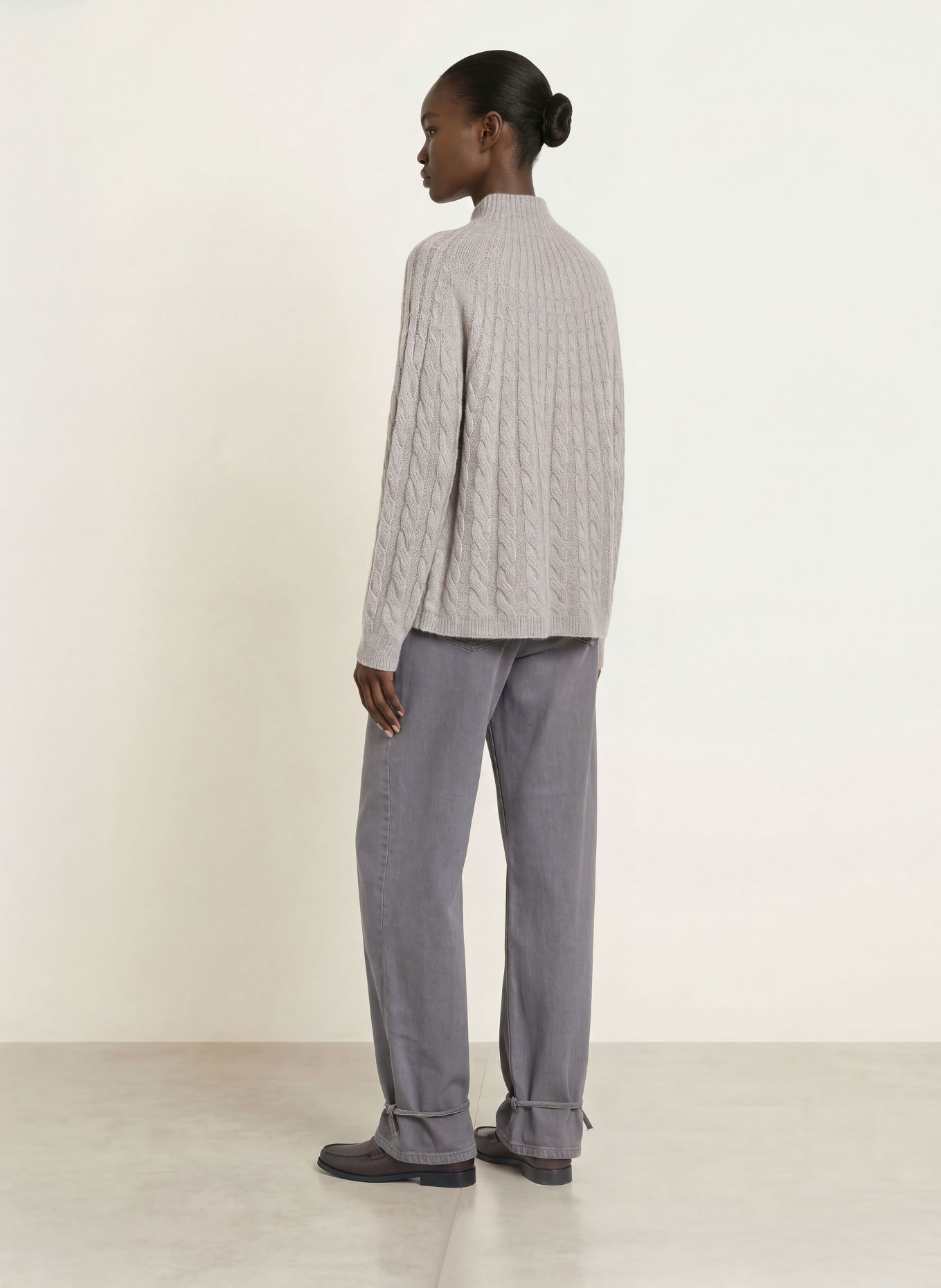 HEMISPHERE Pull en cachemire: GRIS CLAIR