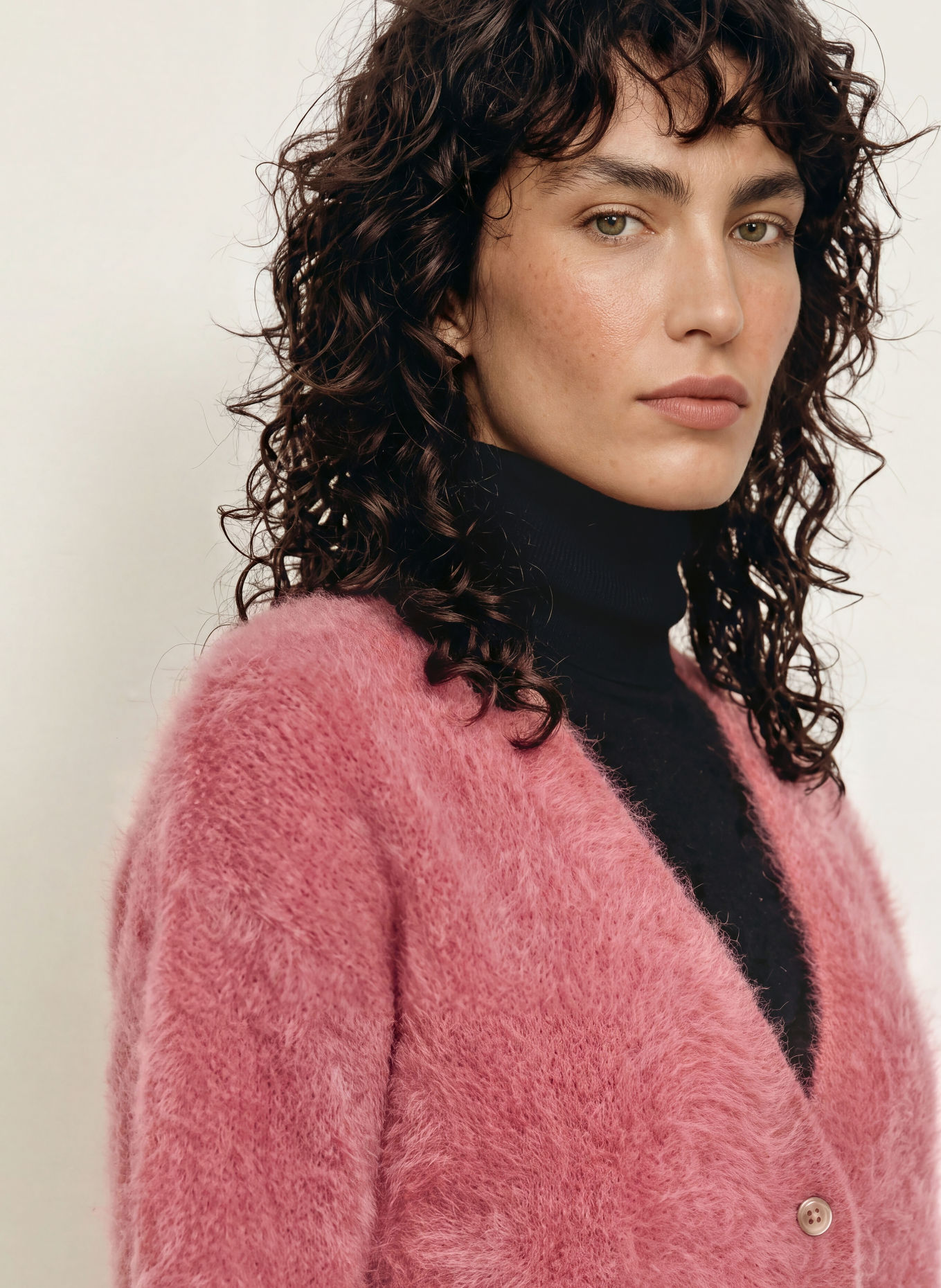 HEMISPHERE Cashmere Cardigan: RED