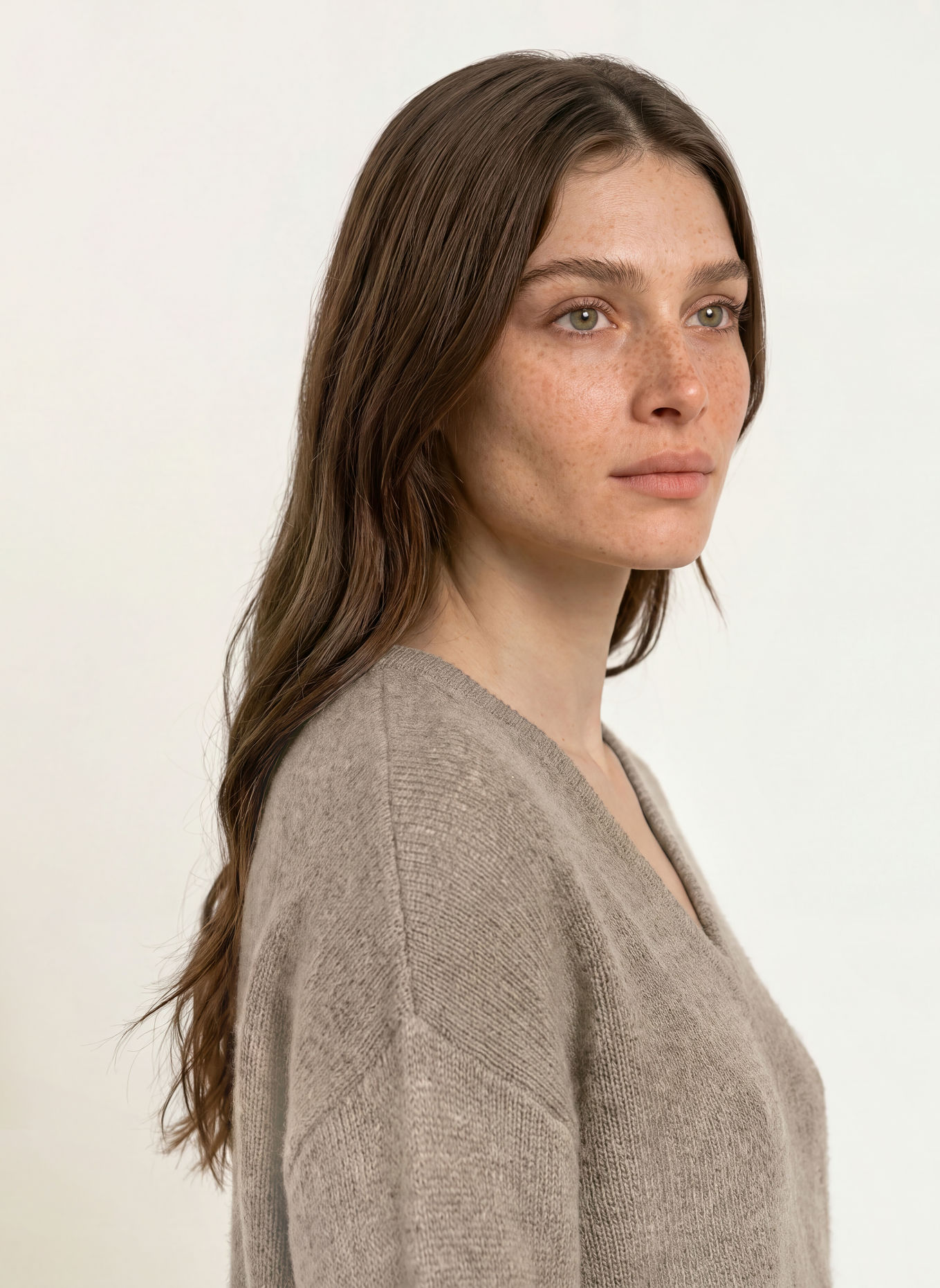 HEMISPHERE Cashmere Sweater: TAUPE
