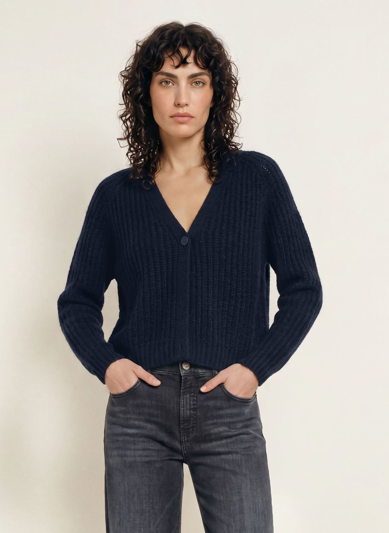 HEMISPHERE Cashmere Cardigan: DARK BLUE