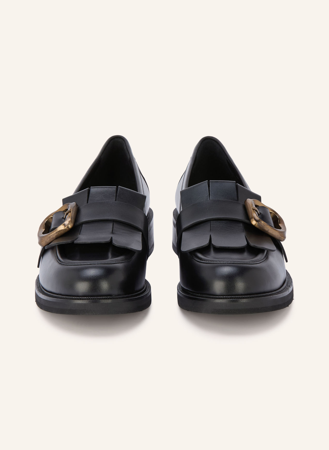 Pertini Loafers: ZWART