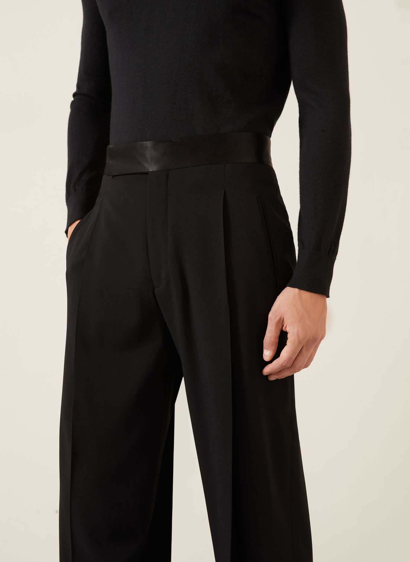 GIORGIO ARMANI Pantalon de costume coupe régulière: UC001 BLACK BEAUTY