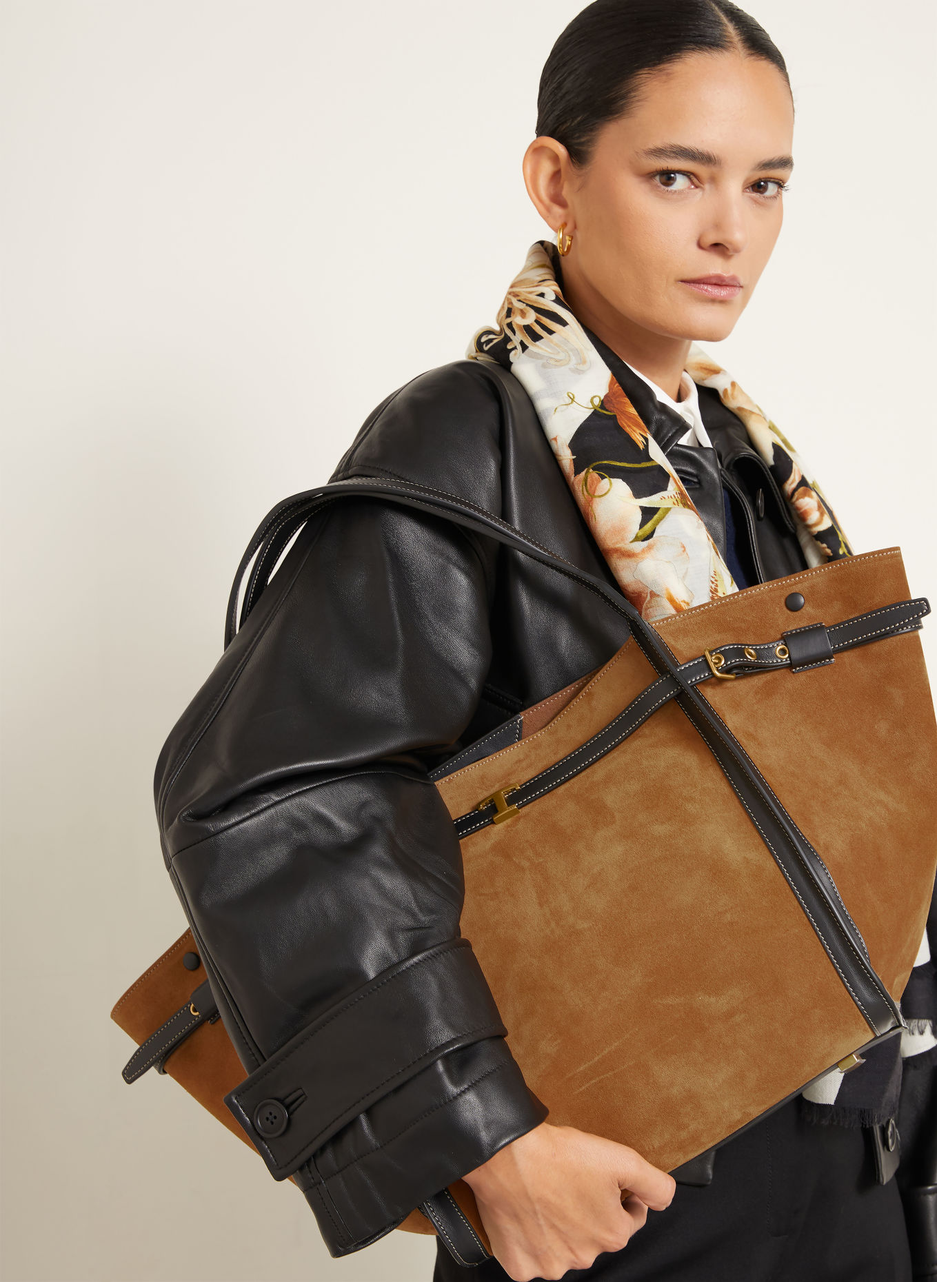 TOD'S Shoppers T SIGNATURE MEDIUM: COGNAC / BLACK