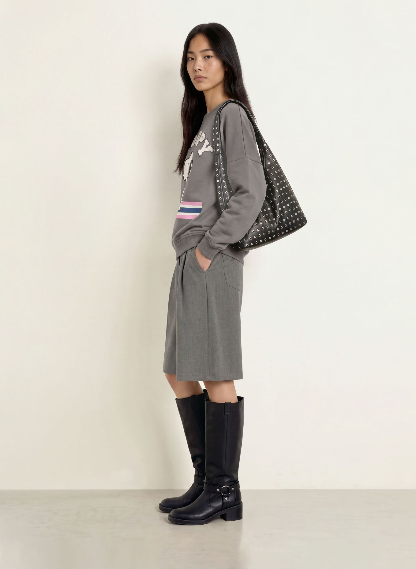 CODELLO Oversized Sweatshirt: GRAY / ECRU / PINK