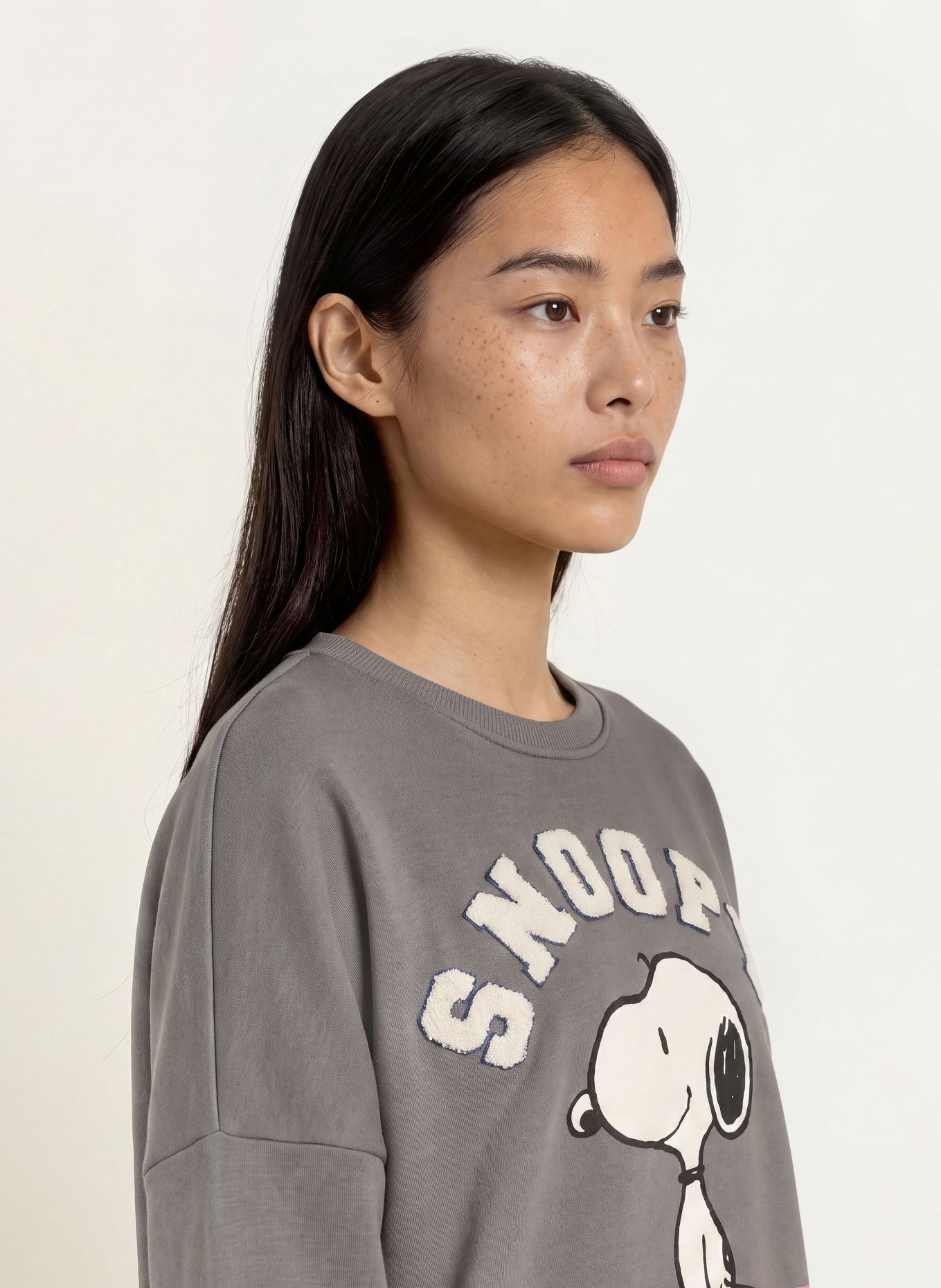 CODELLO Oversized Sweatshirt: GRAY / ECRU / PINK