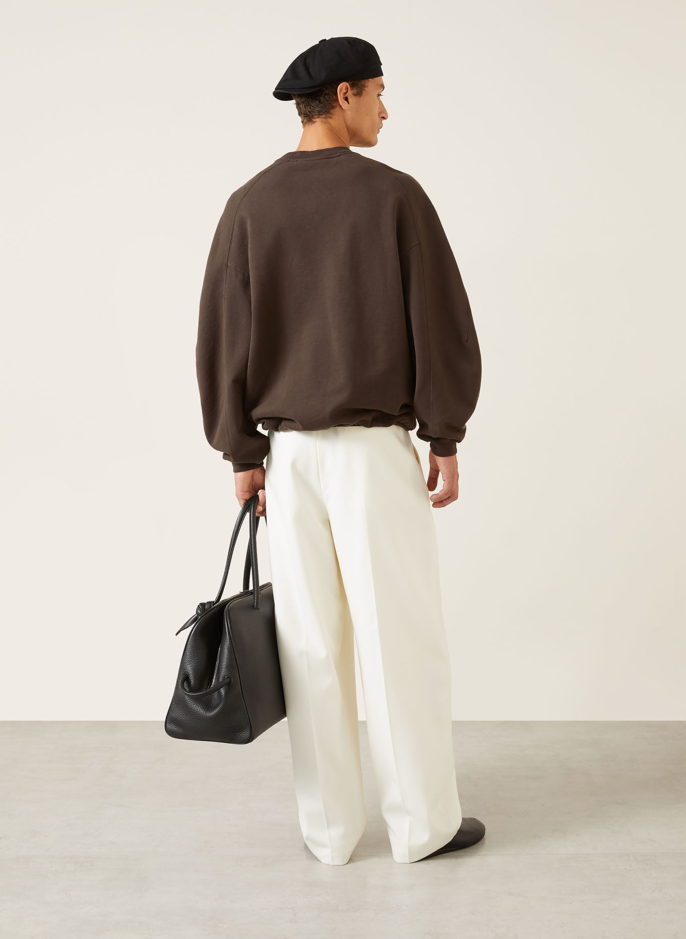 JACQUEMUS Sweatshirt LE SWEATSHIRT MONTAIGNE: DUNKELBRAUN