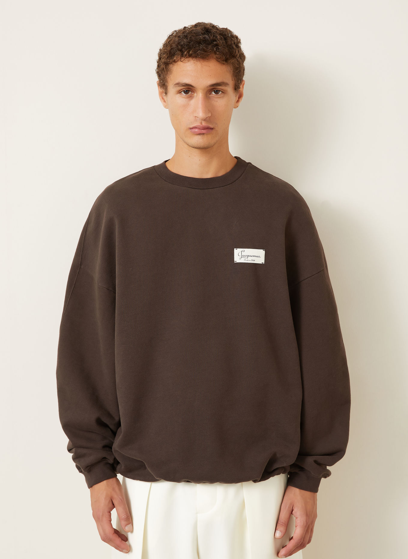 JACQUEMUS Sweatshirt LE SWEATSHIRT MONTAIGNE: DUNKELBRAUN
