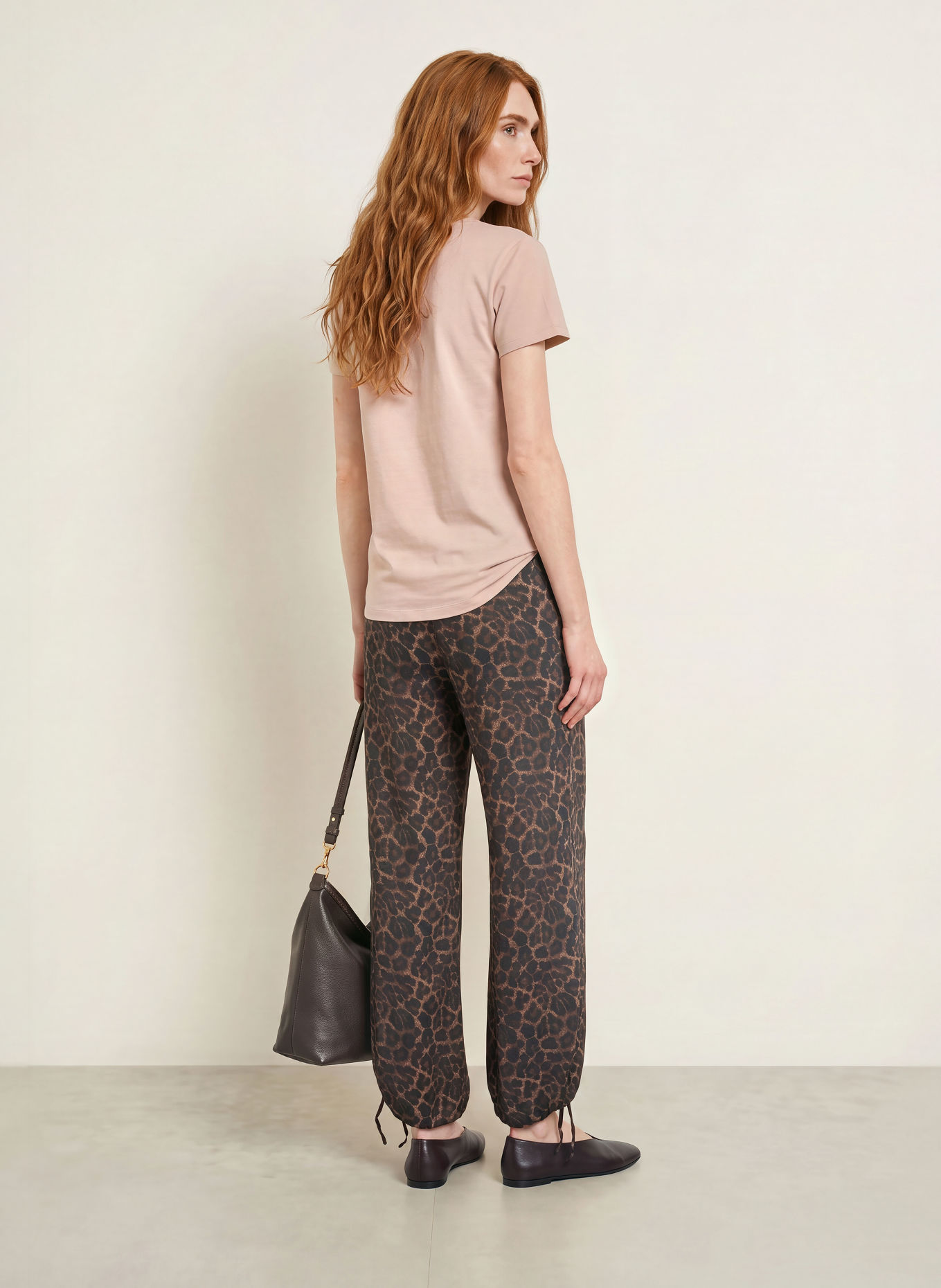 miss goodlife T-Shirt mit Schmucksteinen: BEIGE / GOLD
