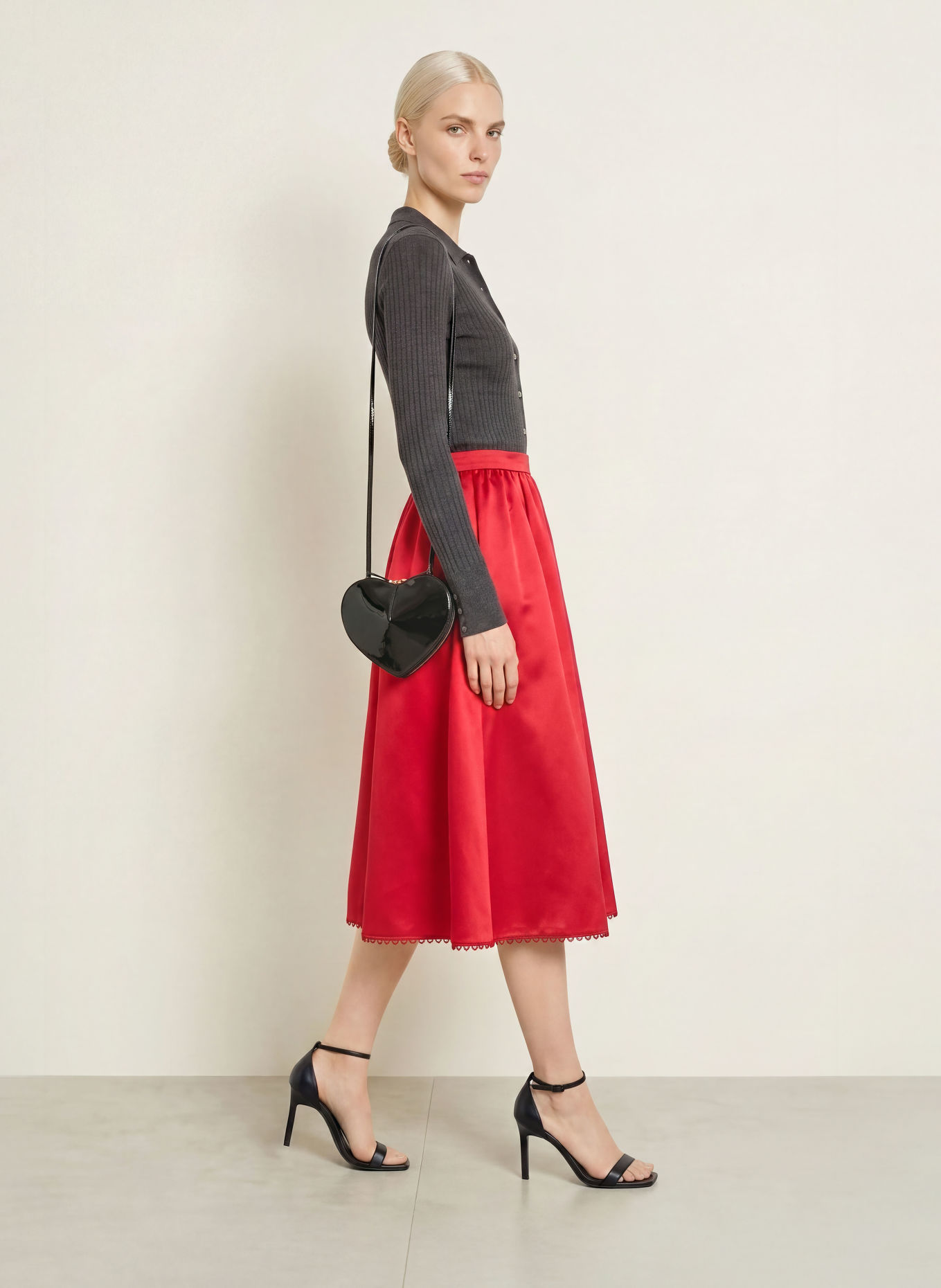 KINGA MATHE Satijnen rok: ROOD