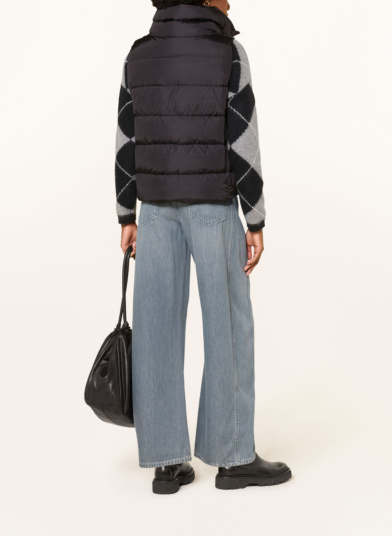 PARAJUMPERS Kamizelka puchowa NOLENE: CZARNY
