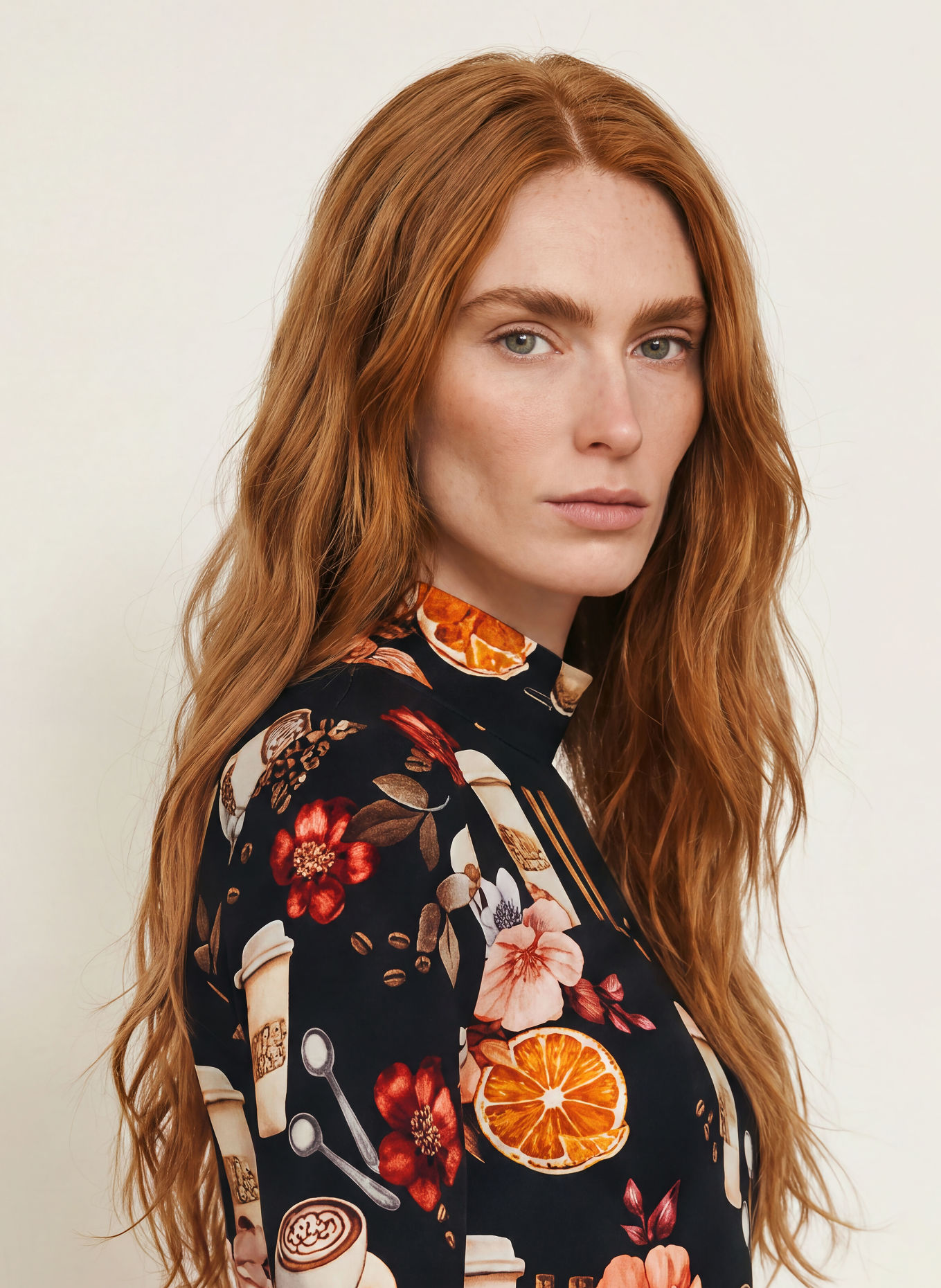 efixelle Long-sleeve shirt: BLACK / BROWN / DARK RED