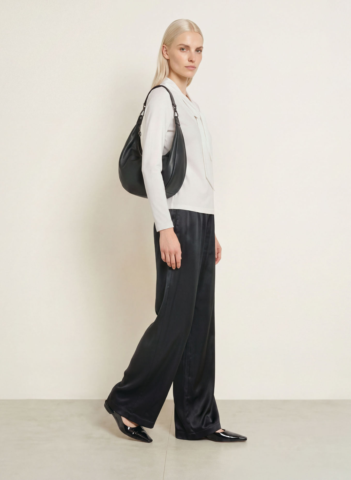 efixelle Tie-neck blouse: WHITE