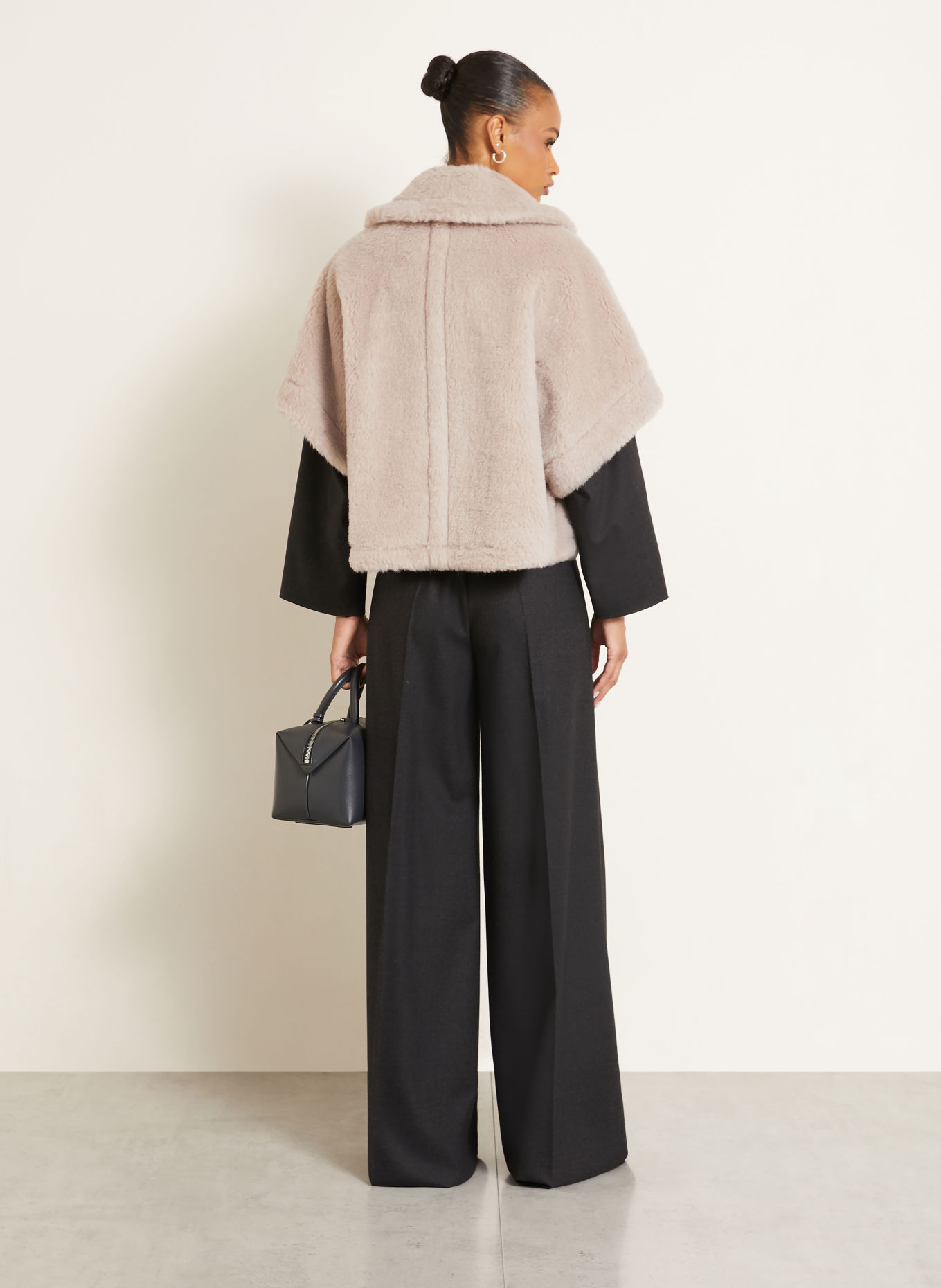 Max Mara Kunstbont-Bodywarmer NEW TERZO met alpaca: LICHTGRIJS