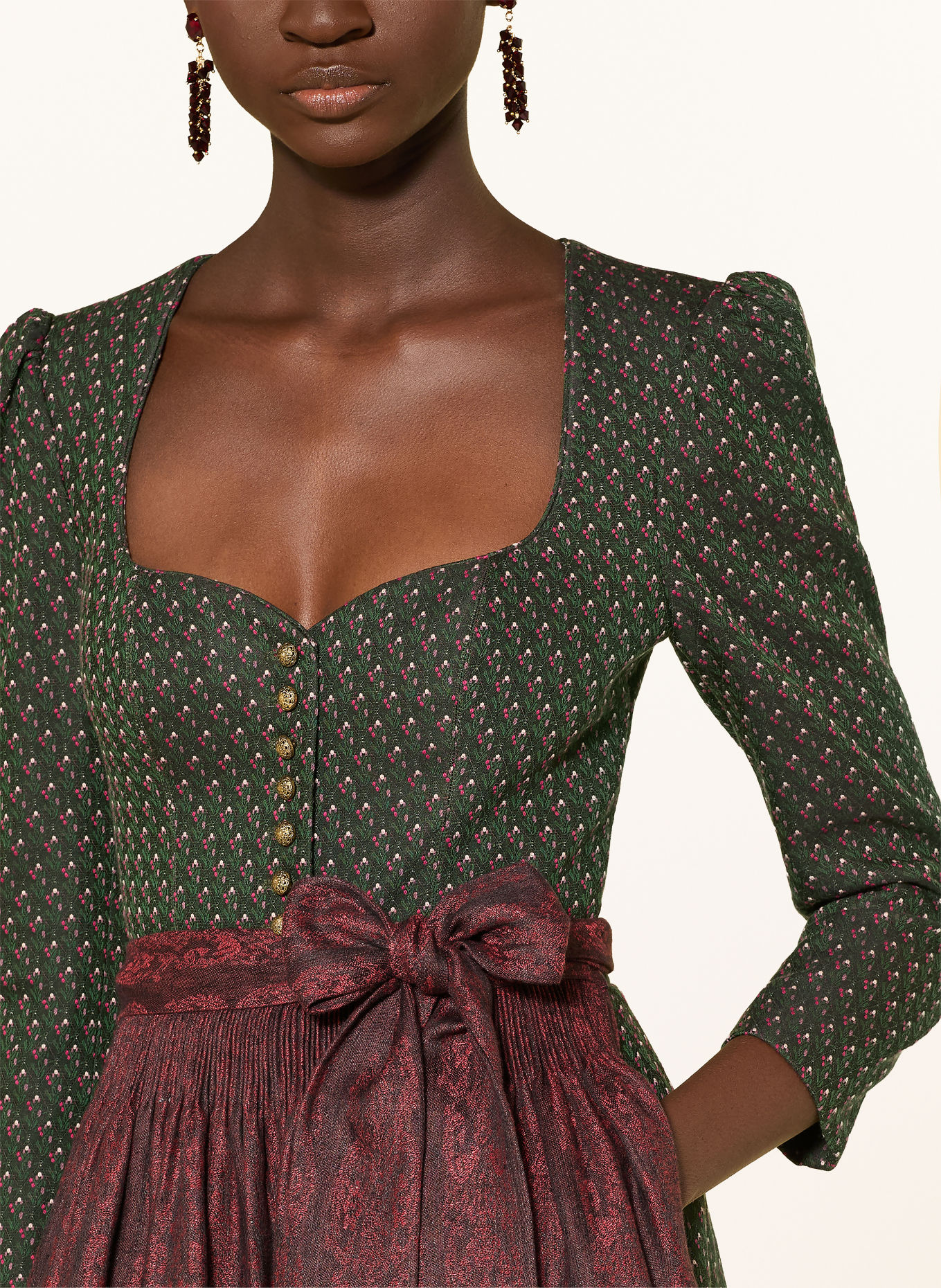 Gottseidank Dirndl AMELIE met 3/4-mouwen: DONKERGROEN / ROZE / ROOD