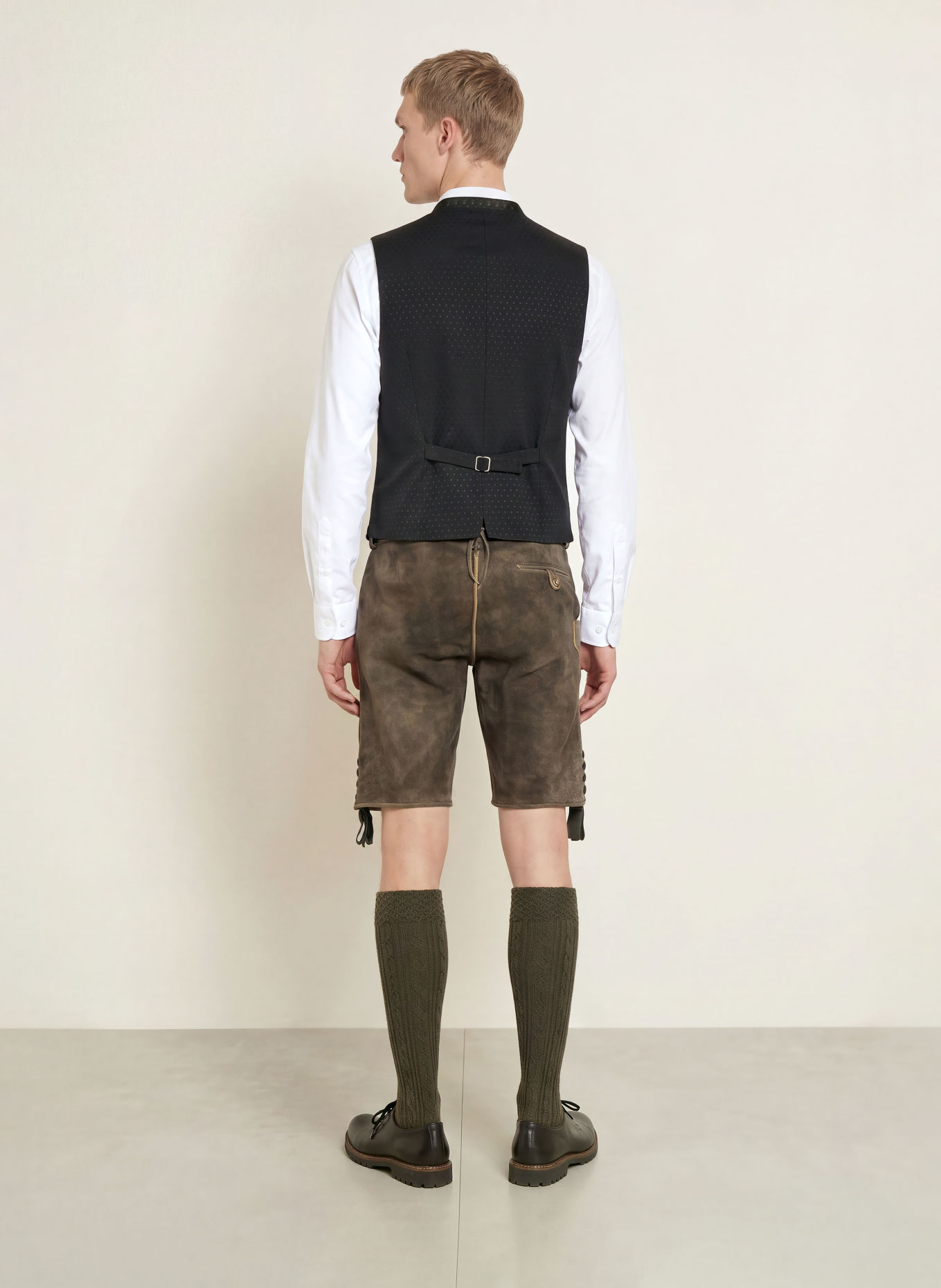 Gottseidank Veste sans manches traditionnelle KONSTANTIN en mélange de matières: OLIVE / NOIR