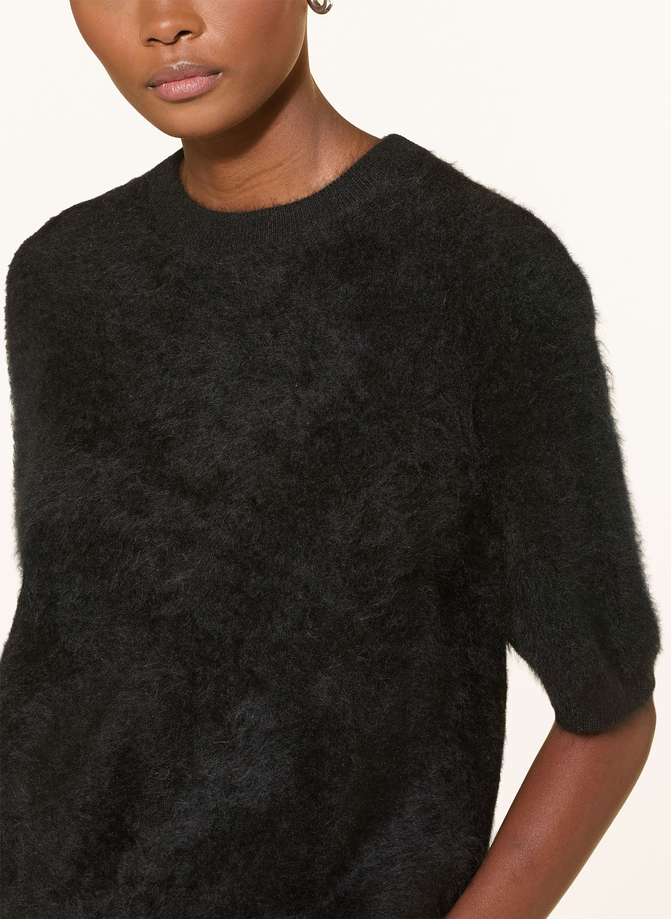 SOFT GOAT Cashmere knit shirt: BLACK