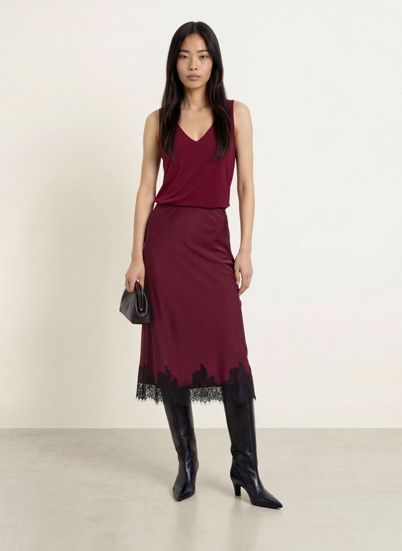 Miss Lagotte Blousetop met kant: DONKERROOD / ZWART