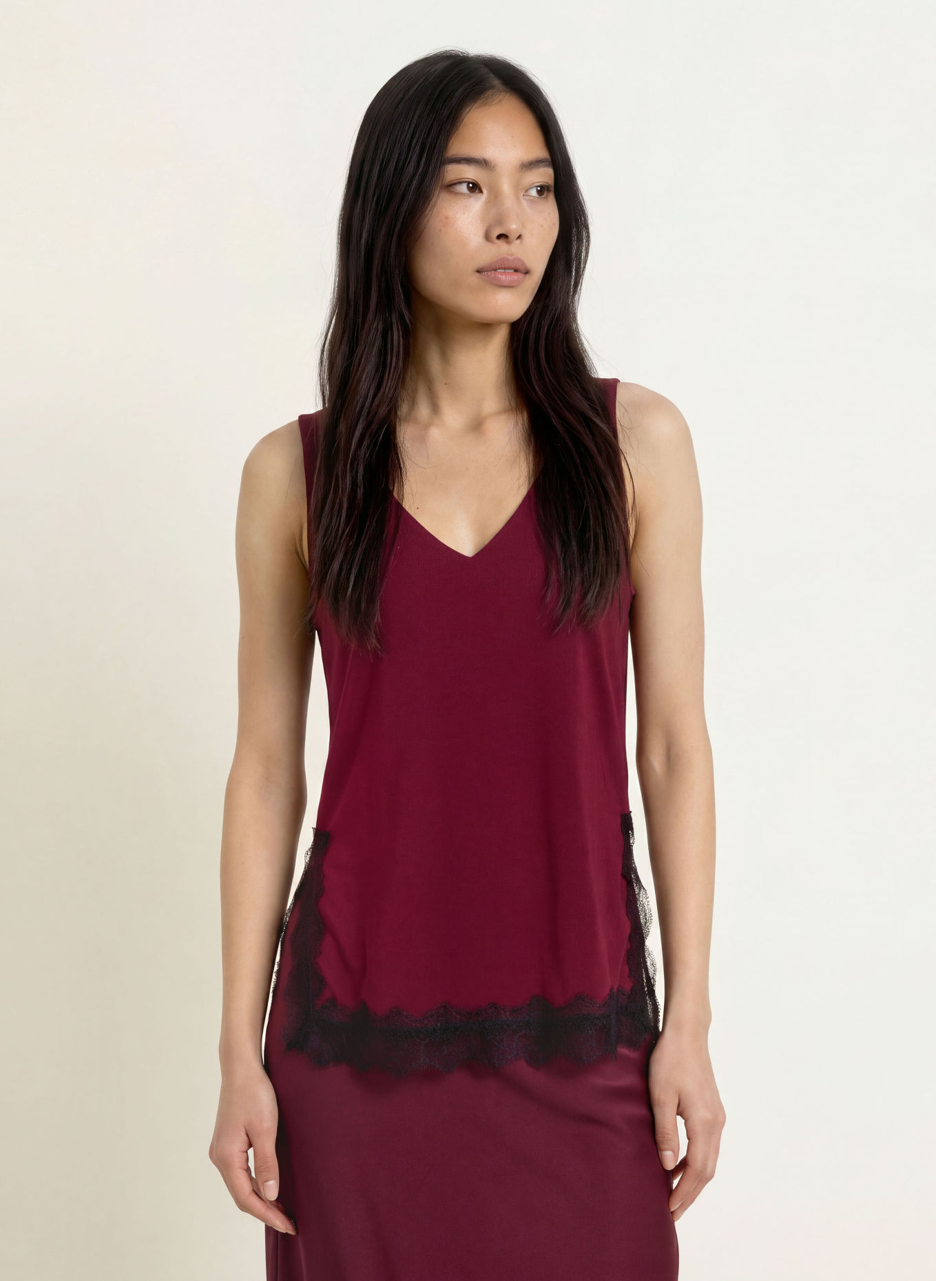 Miss Lagotte Blousetop met kant: DONKERROOD / ZWART