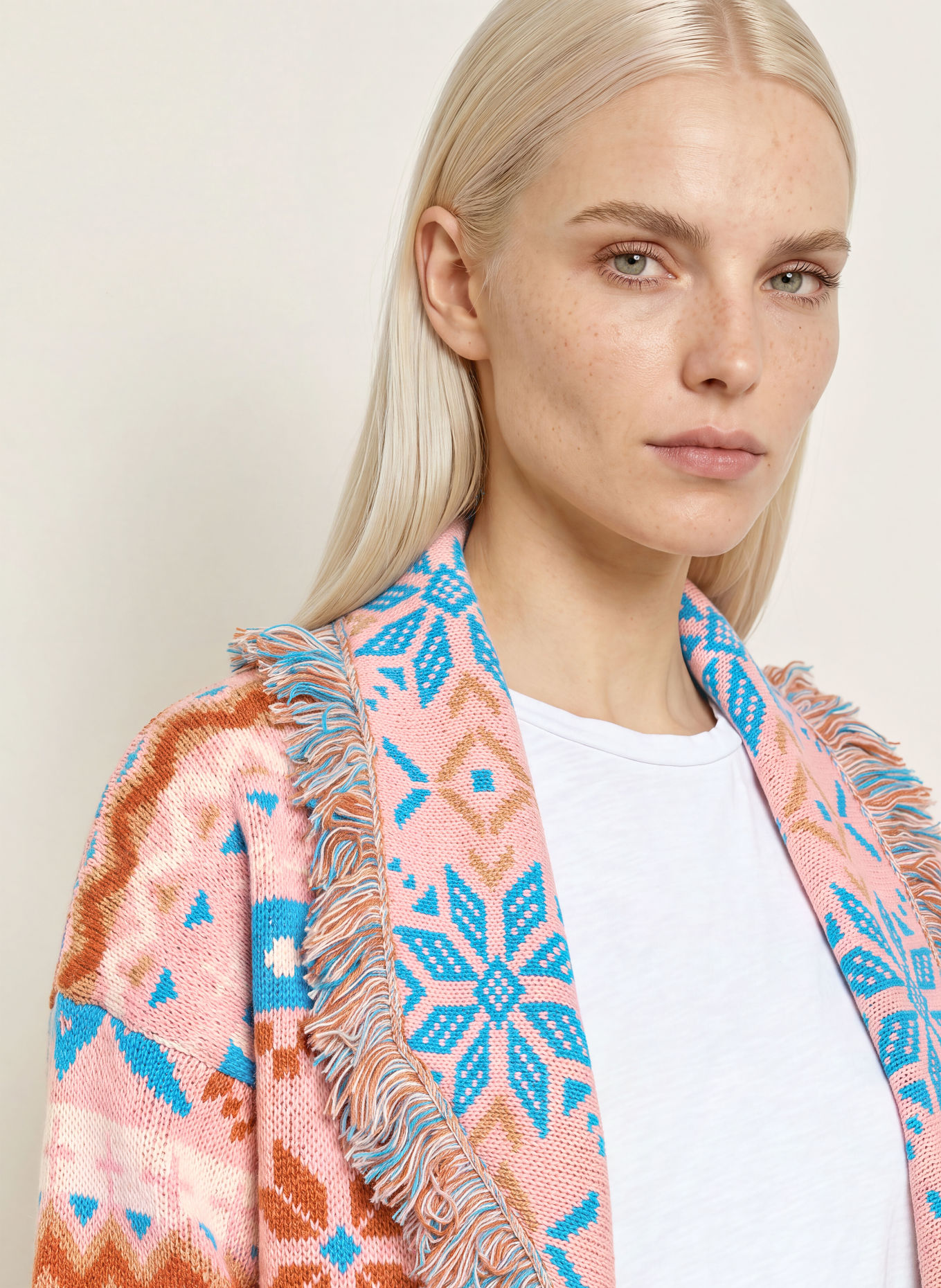 miss goodlife Strickhülle: ROSÉ / DUNKELORANGE / BLAU