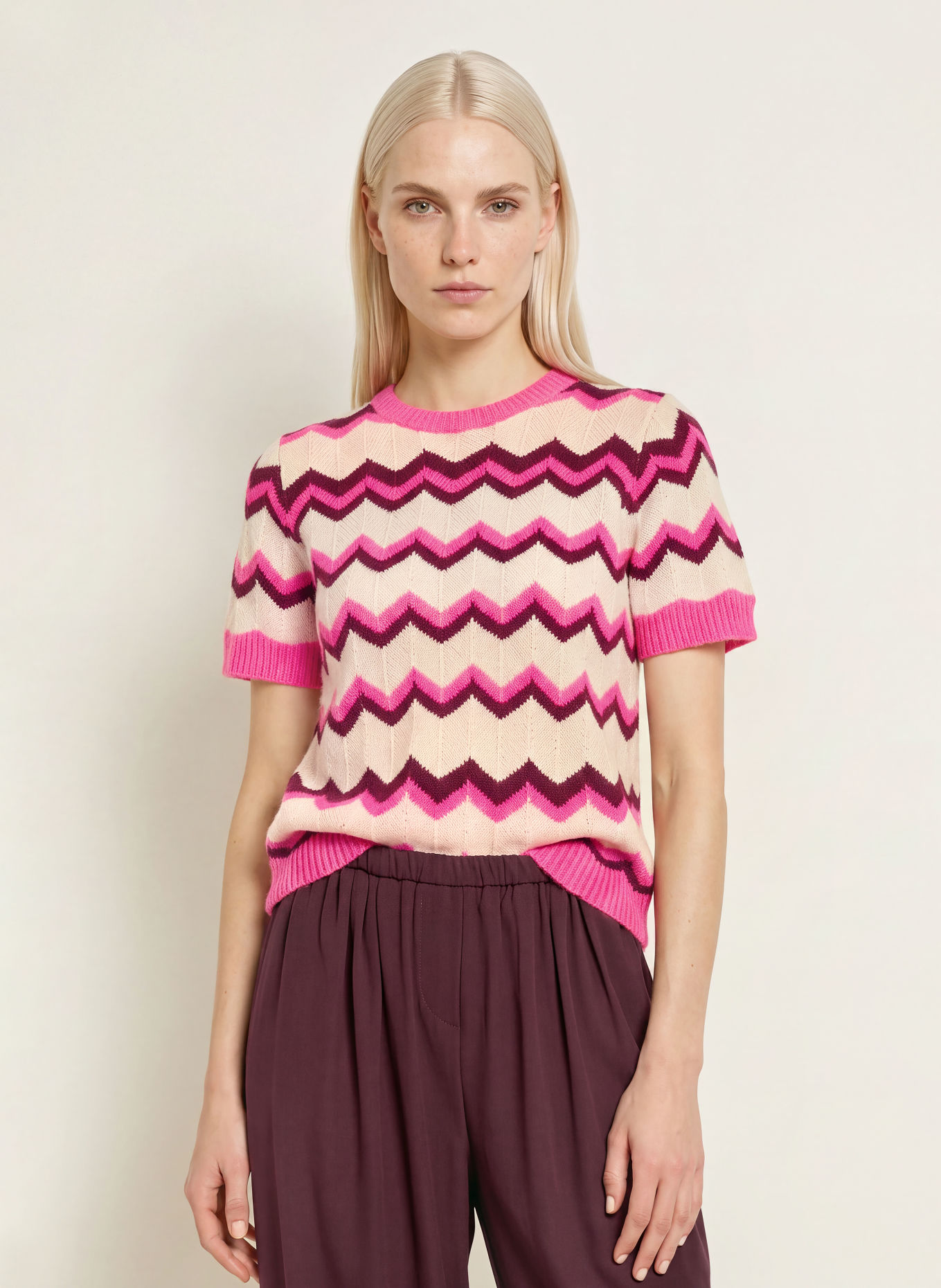miss goodlife Knit shirt: BEIGE / NEON PINK / DARK RED