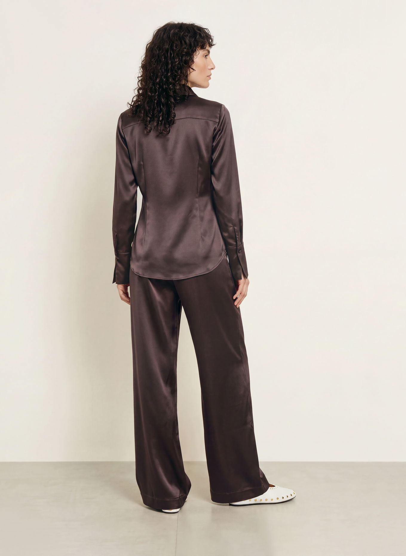LADNERI Marlenehose VIRE aus Satin: DUNKELBRAUN