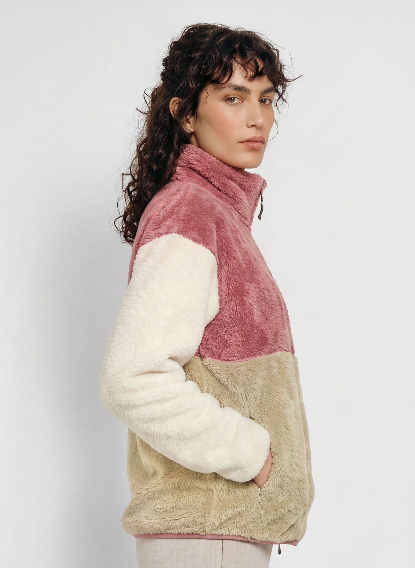 me°ru' Fleecejacke NUNAVUT: BEIGE / ALTROSA / WEISS