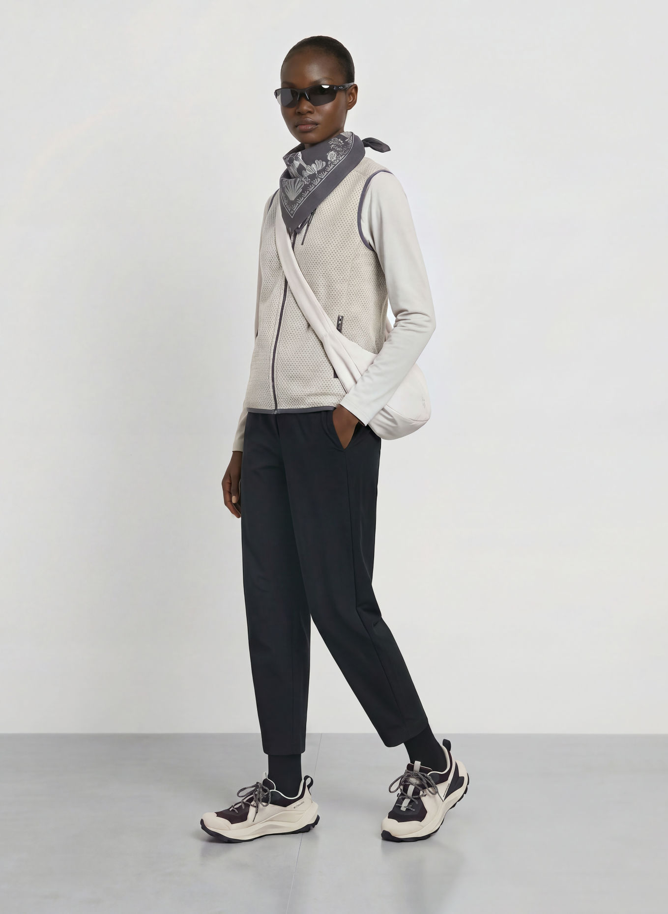me°ru' Fleece bodywarmer AJACCIO: GRIJS