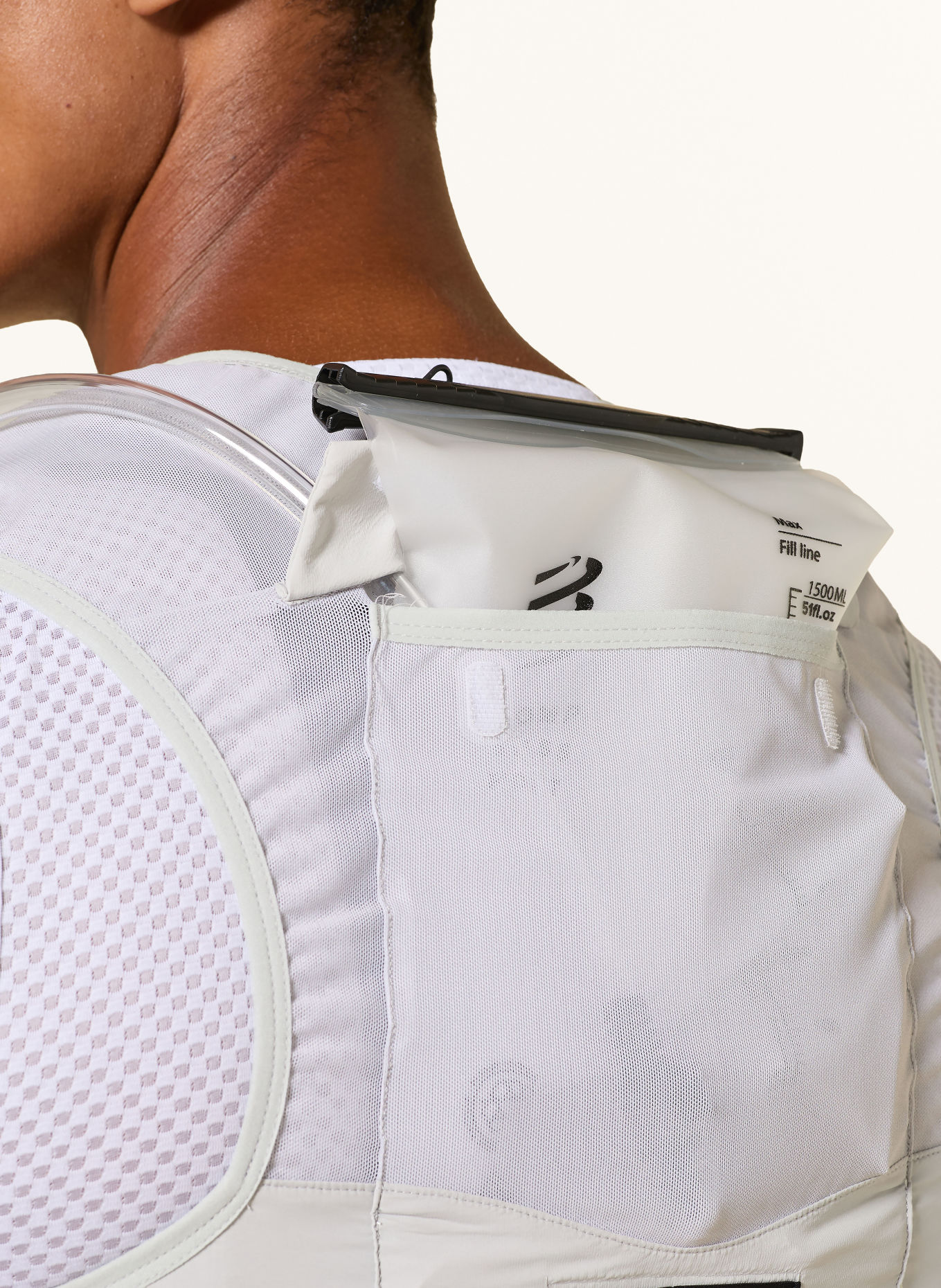 CAFÉ DU CYCLISTE Fietsbodywarmer ULTRIDE EVO 8: LICHTGRIJS / LICHTGEEL