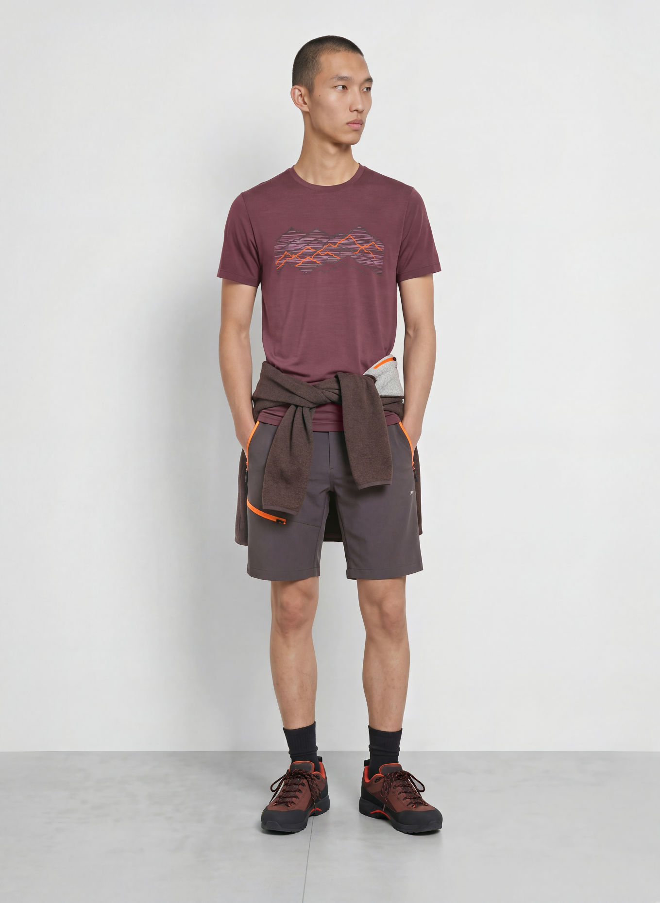 me°ru' Trainingsshirt KRAMFORS met merinowol: DONKERROOD