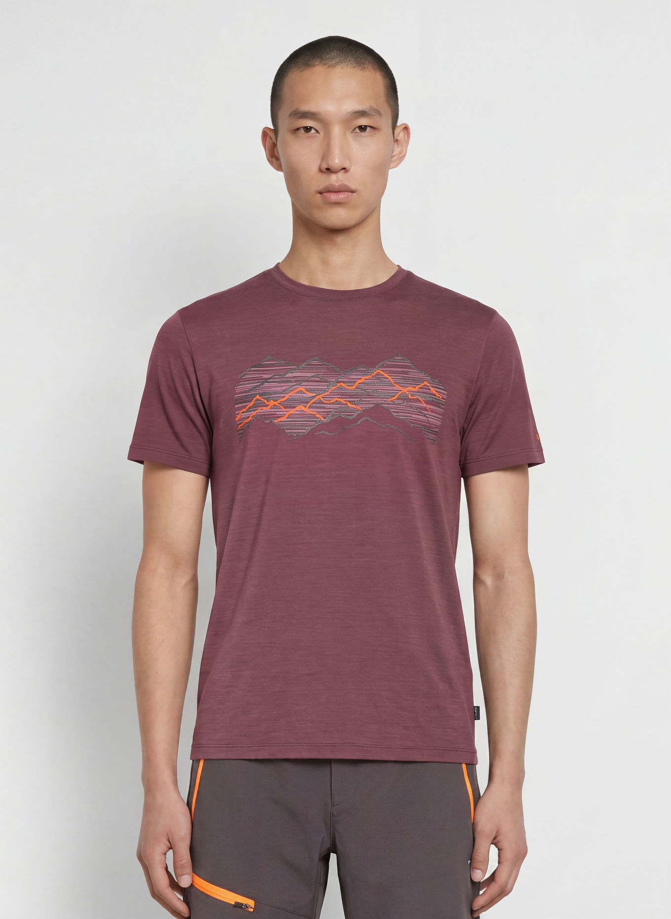 me°ru' Trainingsshirt KRAMFORS met merinowol: DONKERROOD