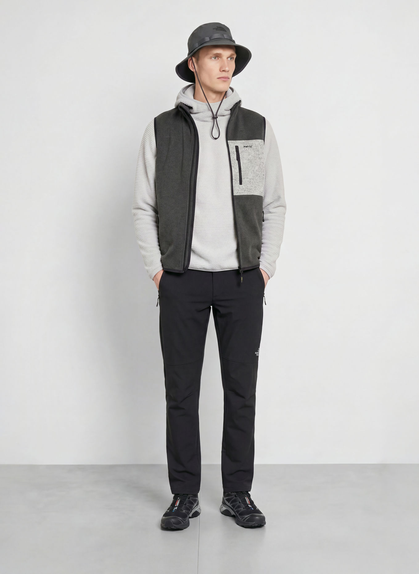 me°ru' OSKARSHAMN Functional vest: DARK GRAY / LIGHT GRAY