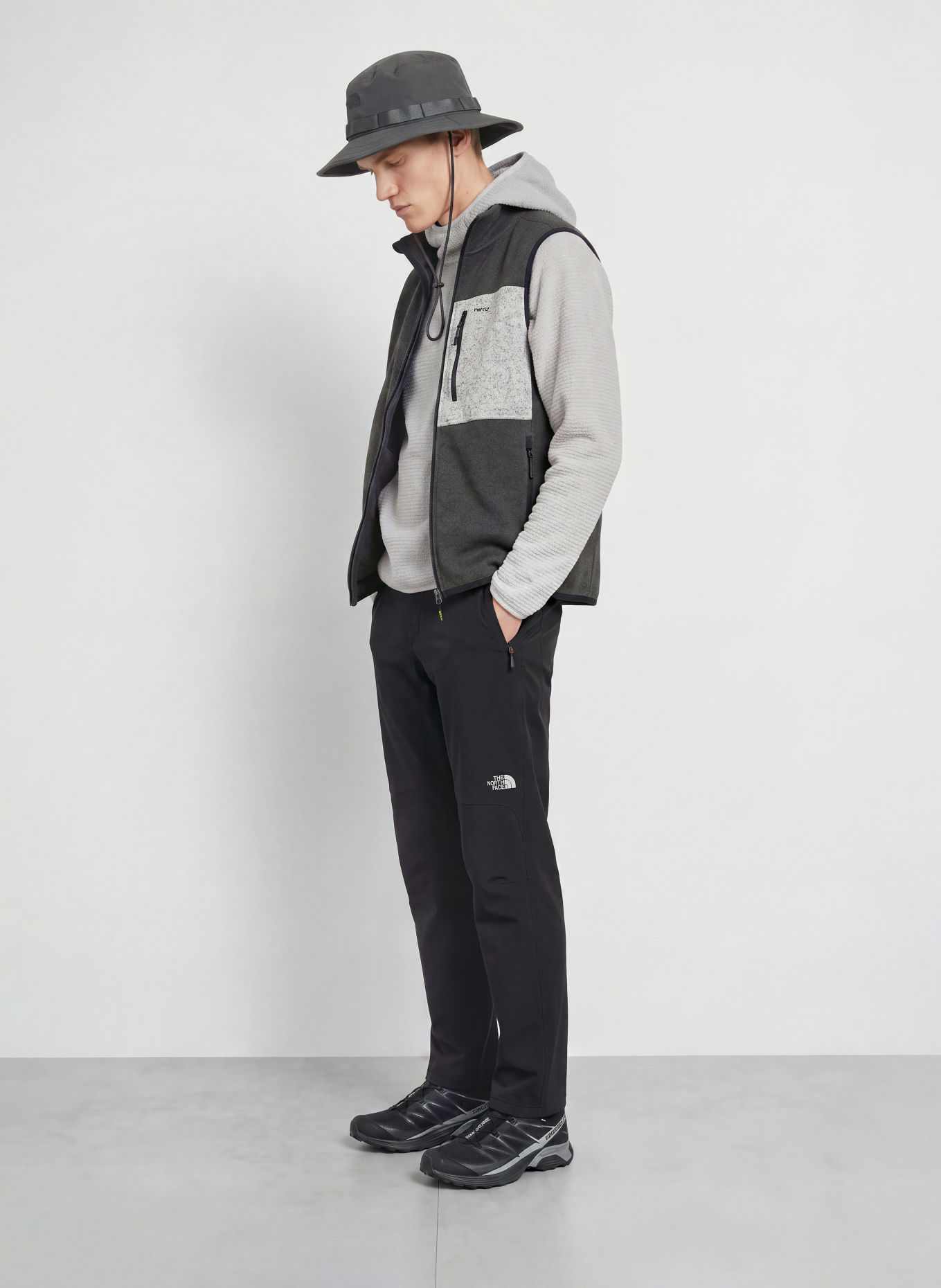 me°ru' OSKARSHAMN Functional vest: DARK GRAY / LIGHT GRAY