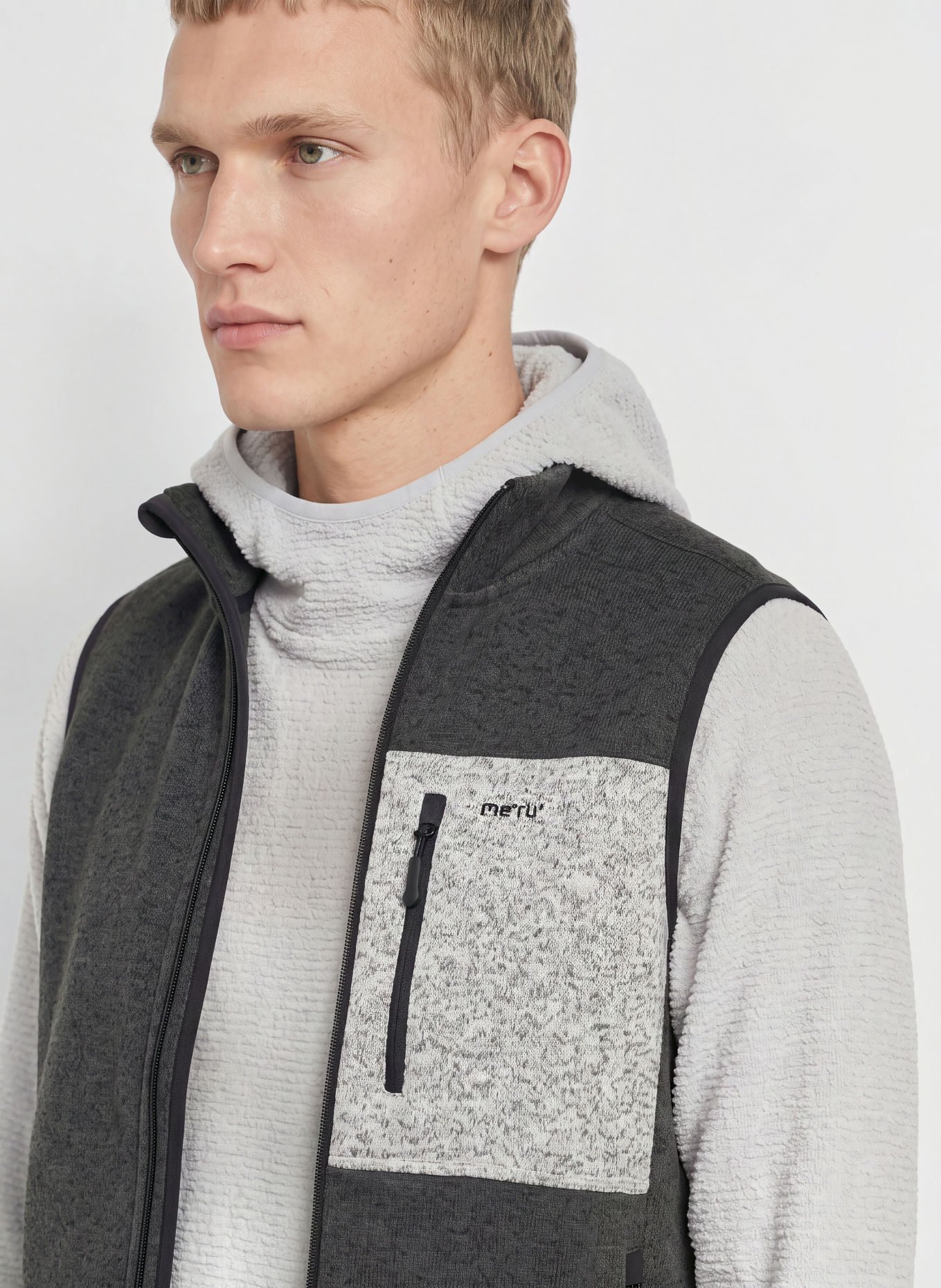 me°ru' OSKARSHAMN Functional vest: DARK GRAY / LIGHT GRAY