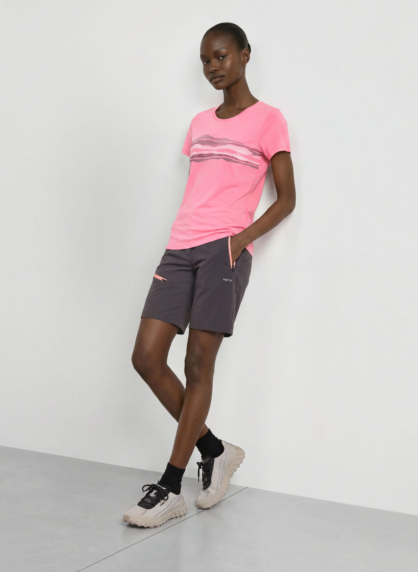me°ru' Trainingsshirt SÖLVESBORG met merinowol: ROZE