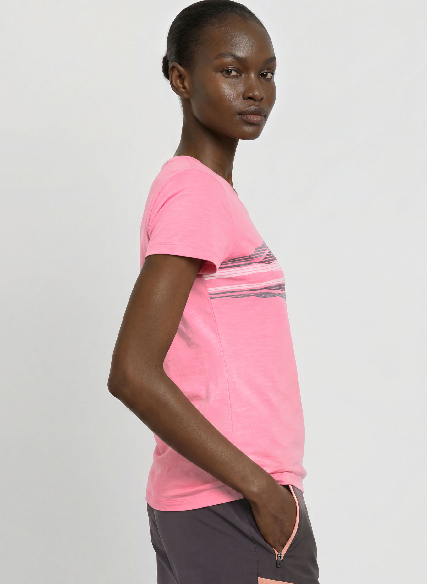 me°ru' Trainingsshirt SÖLVESBORG met merinowol: ROZE