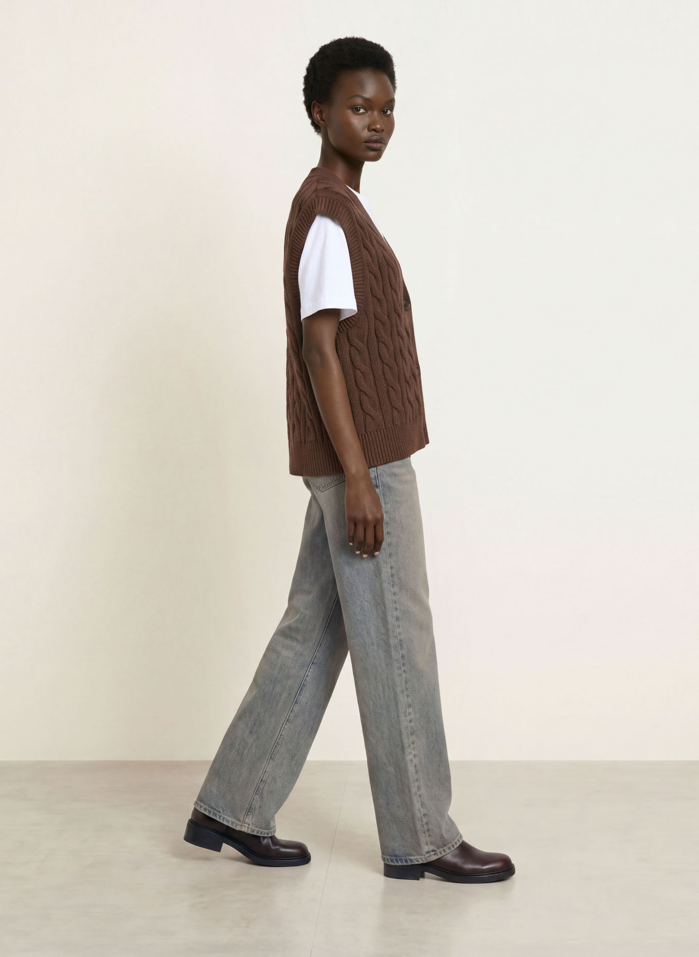 WRSTBHVR IMRAN Knit Vest: DARK BROWN