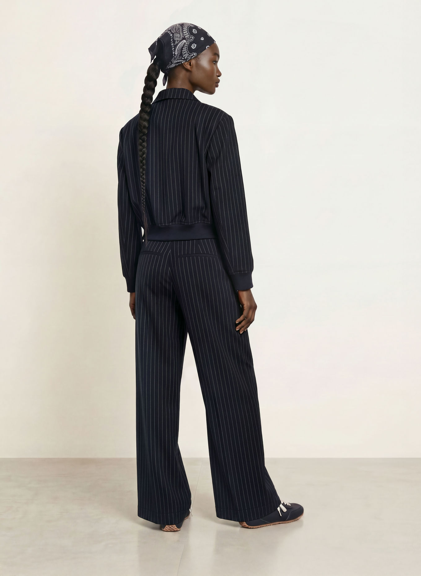 WRSTBHVR Bomberka NADEEN: GRANATOWY