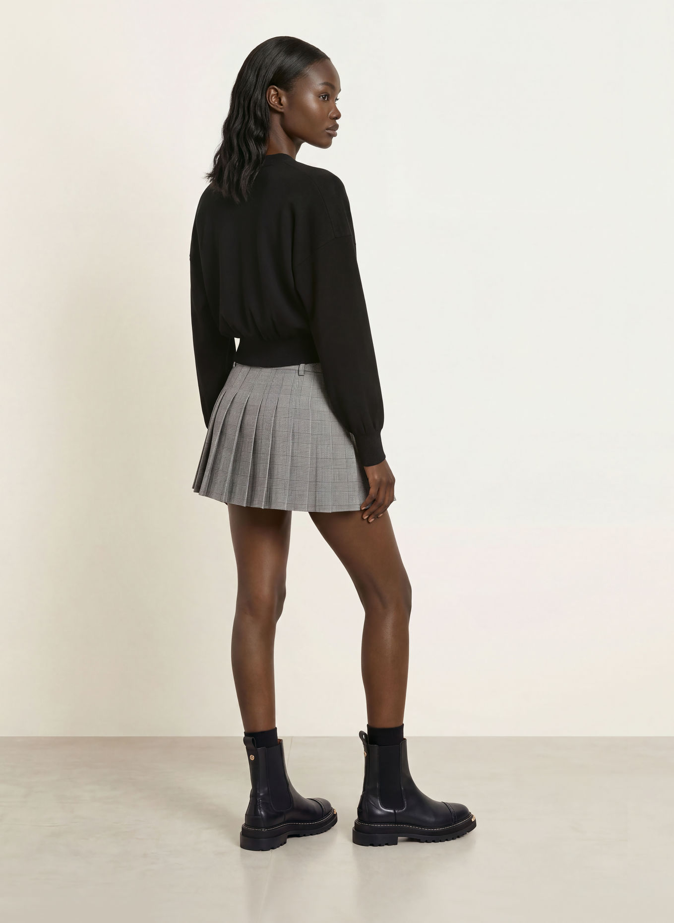 WRSTBHVR LAUREN Cardigan: BLACK