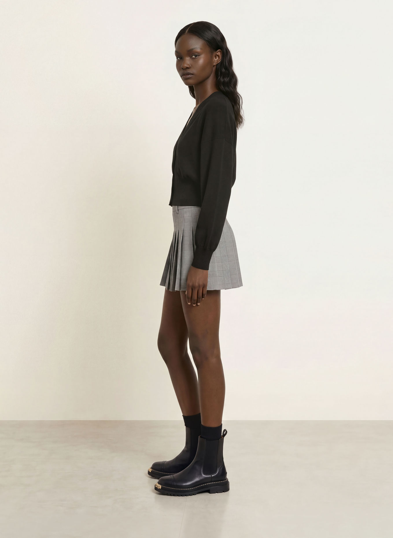 WRSTBHVR LAUREN Cardigan: BLACK