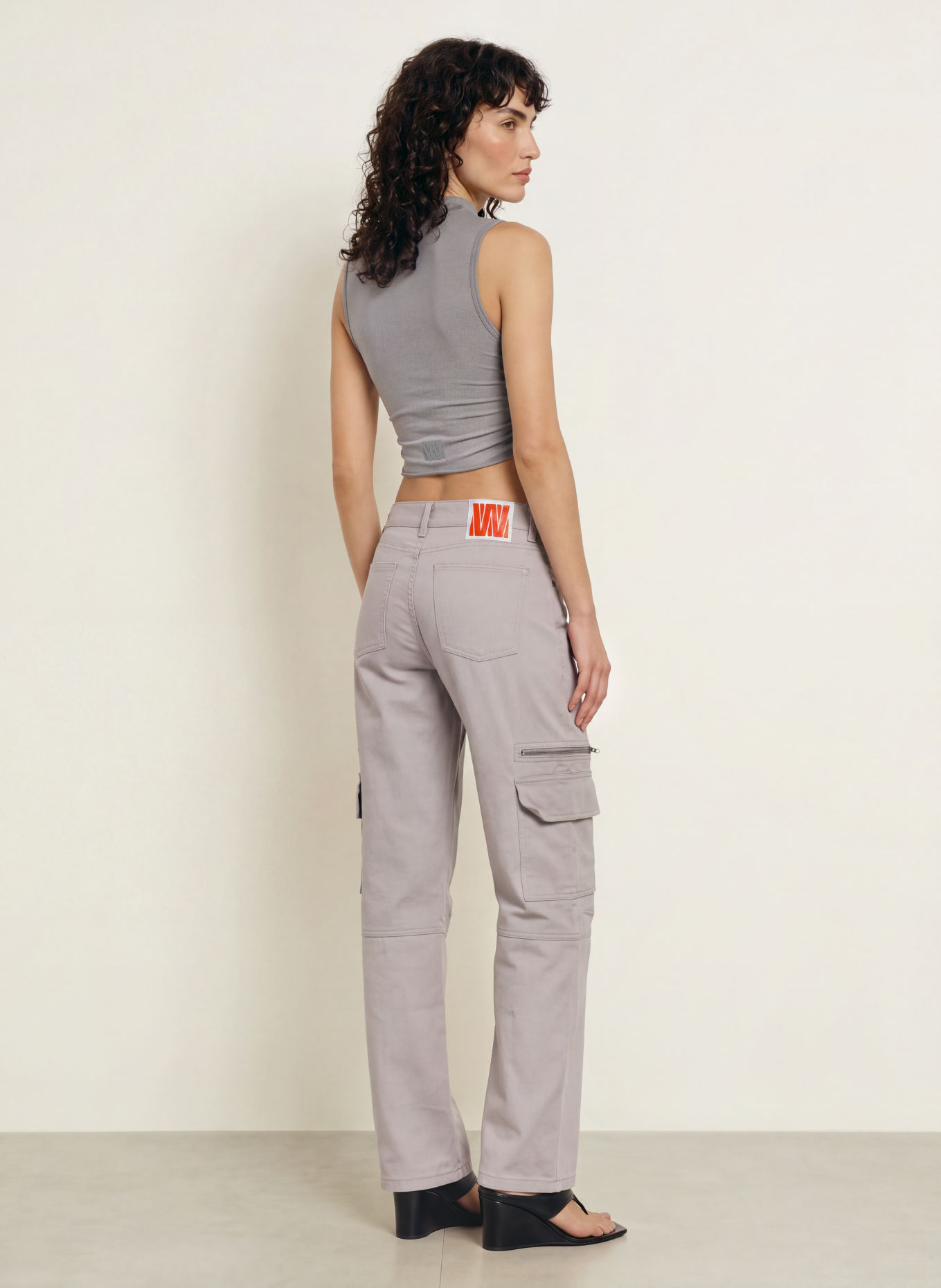 WRSTBHVR AMBER V2 Cropped top: GRAY