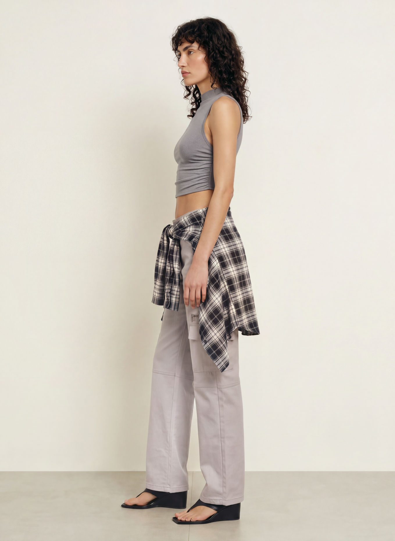 WRSTBHVR AMBER V2 Cropped top: GRAY