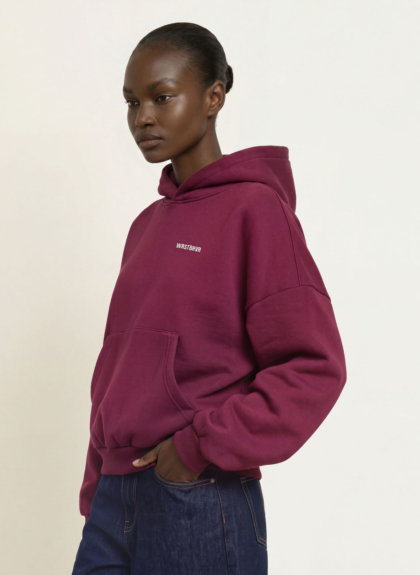 WRSTBHVR Hoodie DARA V3: DONKERROOD