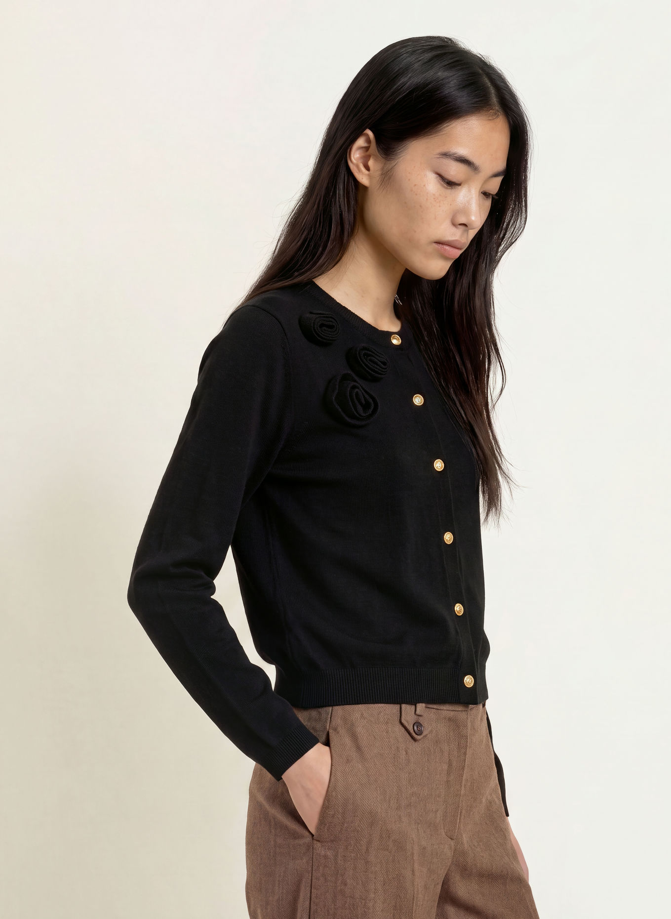 MORE & MORE Cardigan: BLACK