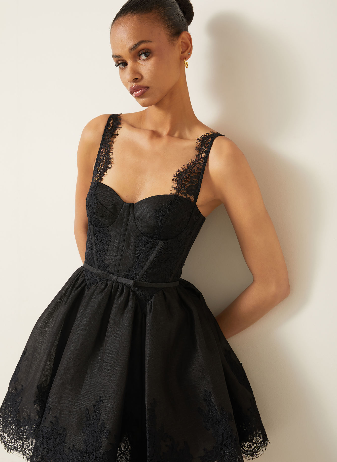 ZIMMERMANN Cocktailkleid VALIANT mit Leinen und Seide: SCHWARZ