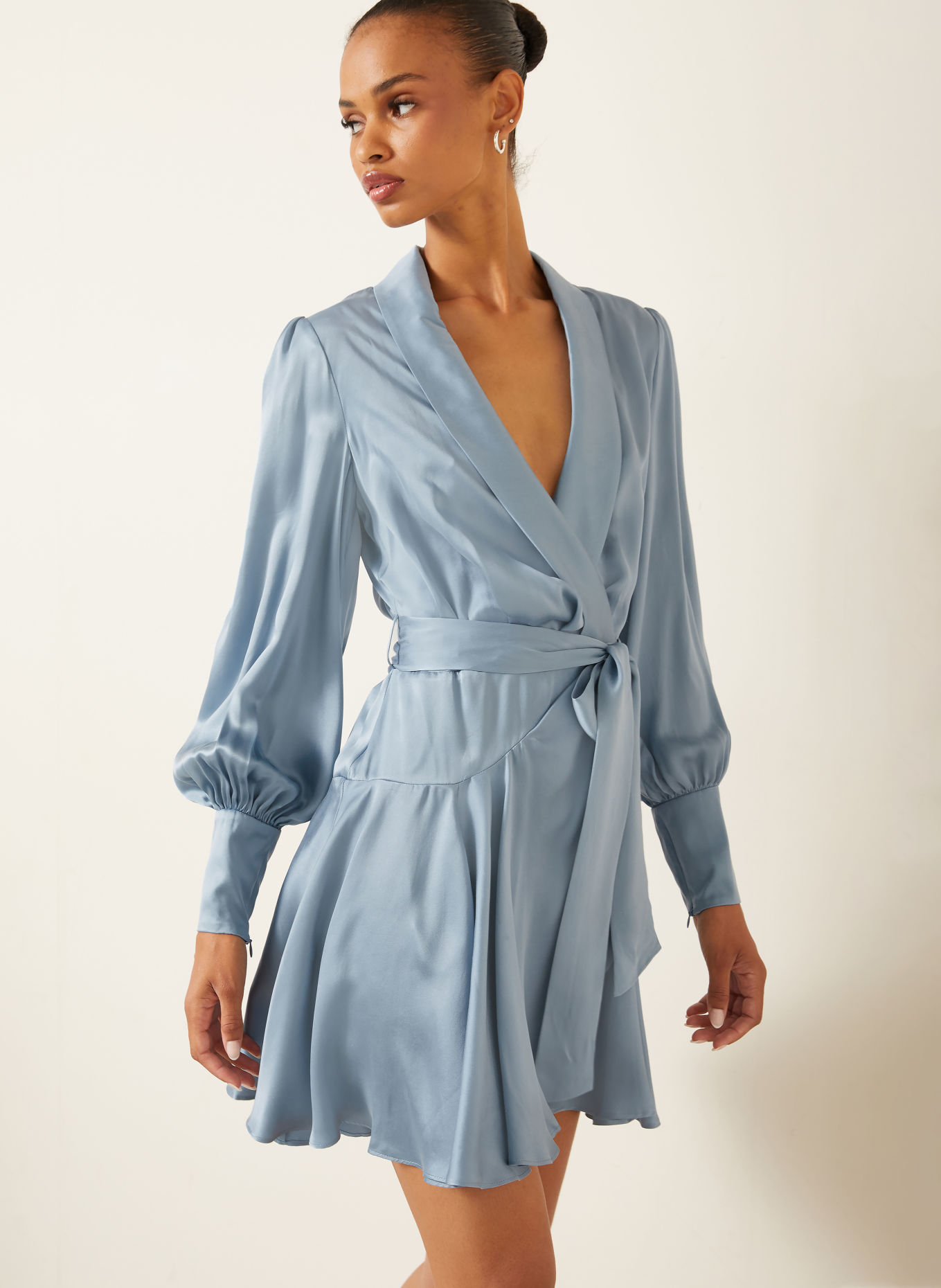 ZIMMERMANN Wickelkleid aus Seide: HELLBLAU