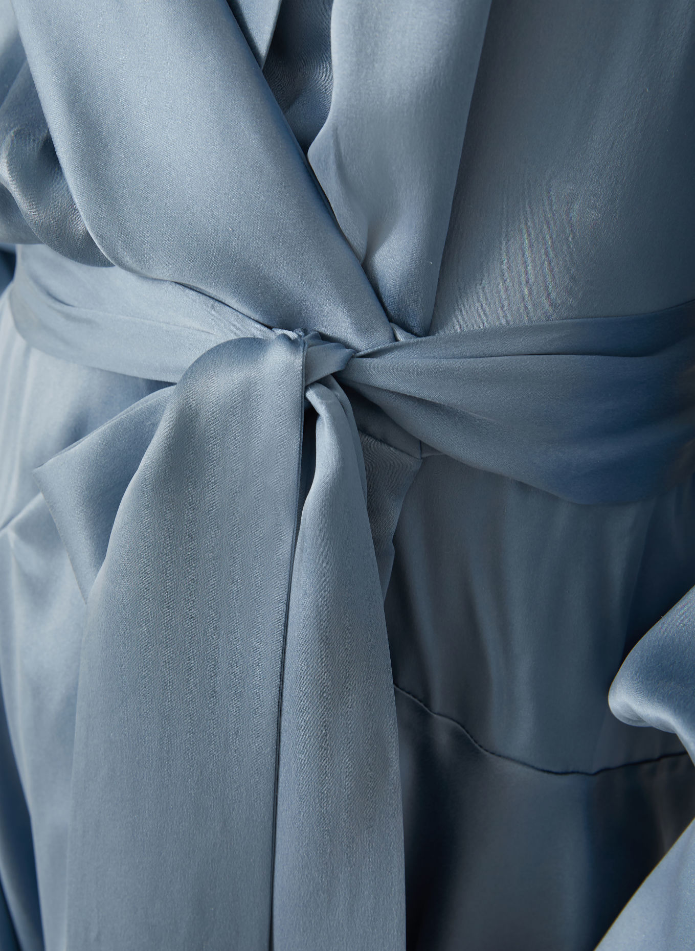 ZIMMERMANN Wickelkleid aus Seide: HELLBLAU