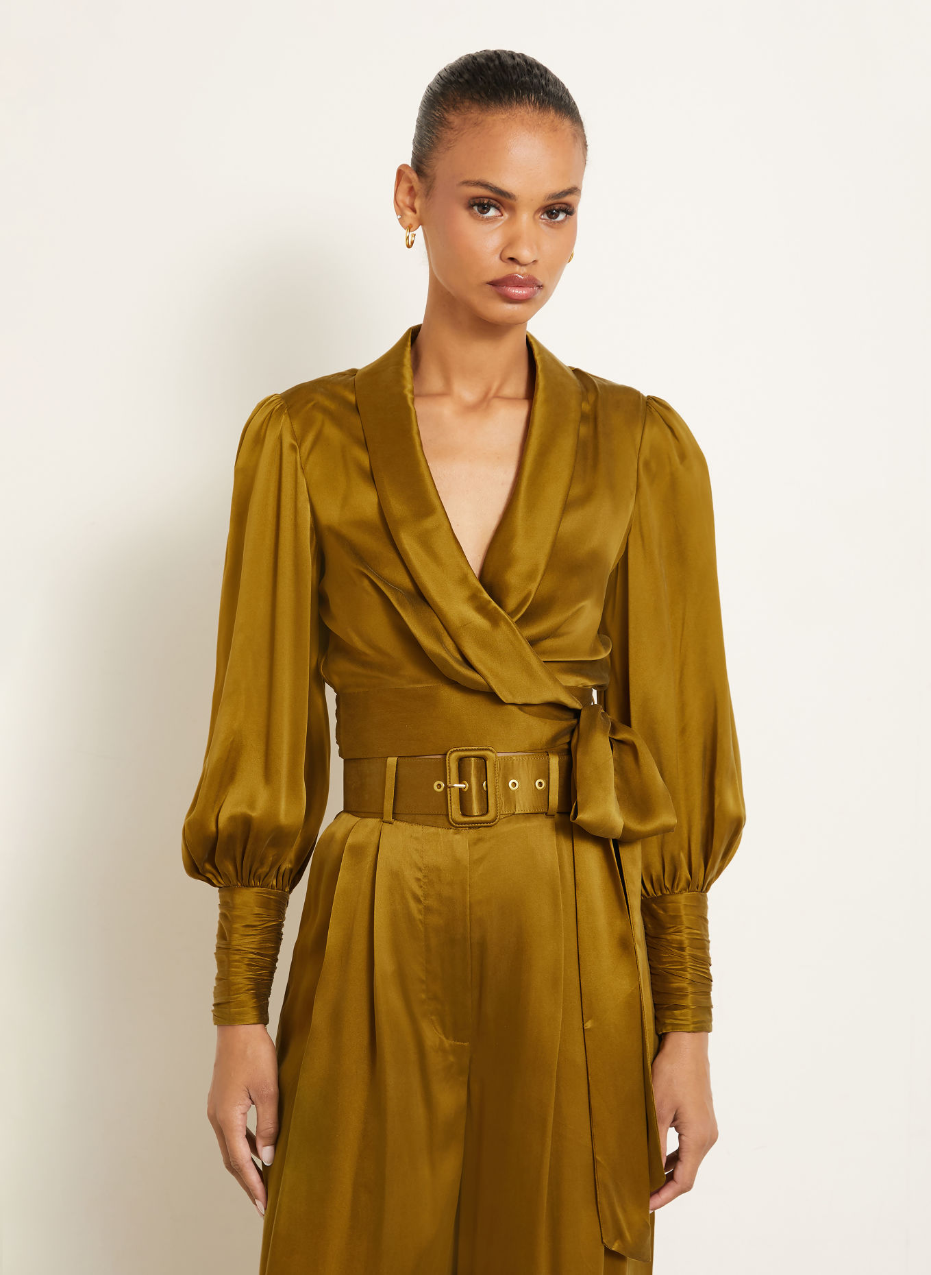 ZIMMERMANN Blouse cache-cœur courte en soie: OLIVE